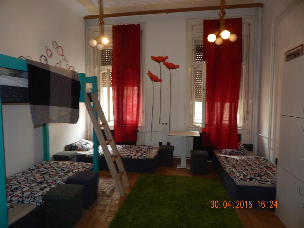 Violet Hostel بودابست الغرفة الصورة